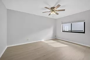 2641 Gately Dr W, West Palm Beach, FL 33415 - Photo 13