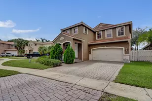 5277 Sancerre Cir, Lake Worth, FL 33463 - Photo 1