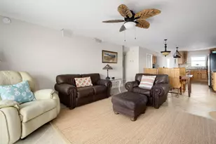 4049 Ocean Dr, Vero Beach, FL 32963 - Photo 15