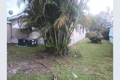 239 Cam Del Rio, Port Saint Lucie, FL 34952 - Photo 7