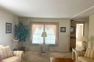 8 Florencia Ln, Port Saint Lucie, FL 34952 - Photo 9