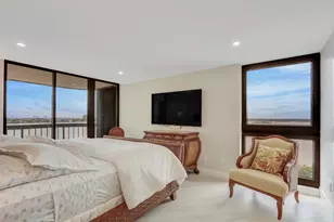 5380 N Ocean Dr, Singer Island, FL 33404 - Photo 29