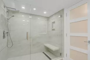 5380 N Ocean Dr, Singer Island, FL 33404 - Photo 27