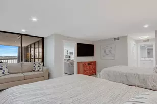 5380 N Ocean Dr, Singer Island, FL 33404 - Photo 25