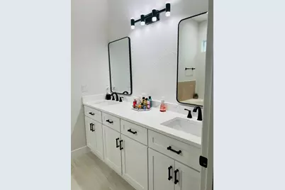 691 SW McComb Avenue, Port Saint Lucie, FL 34983 - Photo 9