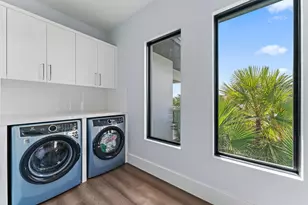 18941 SE Reach Island Ln, Jupiter, FL 33458 - Photo 11