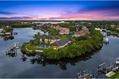 18941 SE Reach Island Lane, Jupiter, FL 33458 - Photo 1