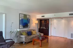 140 SE 5th Ave, Boca Raton, FL 33432 - Photo 5