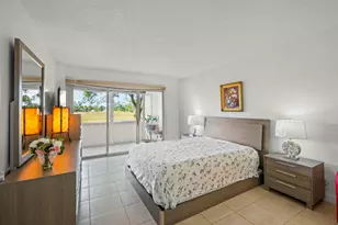 3871 Via Poinciana, Lake Worth, FL 33467 - Photo 9
