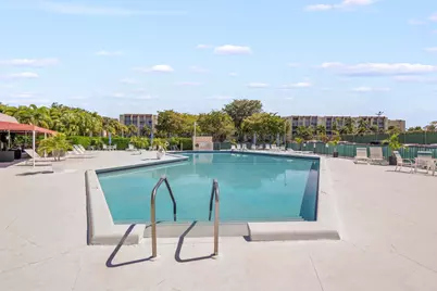 3871 Via Poinciana #104, Lake Worth, FL 33467 - Photo 23