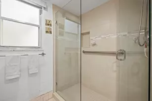 3871 Via Poinciana, Lake Worth, FL 33467 - Photo 13