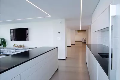 605 Lincoln Road #420, Miami Beach, FL 33139 - Photo 17