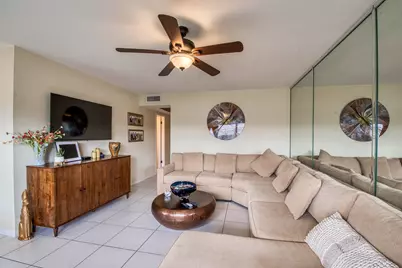 293 Brighton G #293, Boca Raton, FL 33434 - Photo 9