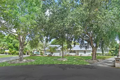 1225 SW Magnolia Bluff Drive, Palm City, FL 34990 - Photo 1