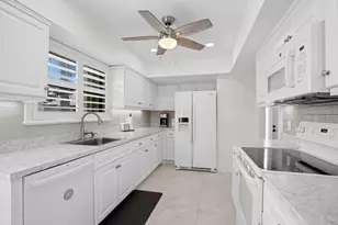 702 Wingfoot Dr, Jupiter, FL 33458 - Photo 9