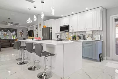 2456 SE Blackhorse Street, Port Saint Lucie, FL 34984 - Photo 17