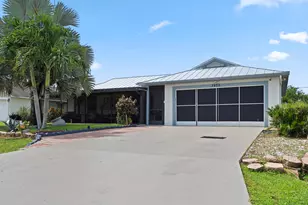 2456 SE Blackhorse St, Port Saint Lucie, FL 34984 - Photo 7