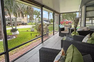 2456 SE Blackhorse St, Port Saint Lucie, FL 34984 - Photo 9