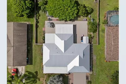 2456 SE Blackhorse Street, Port Saint Lucie, FL 34984 - Photo 5