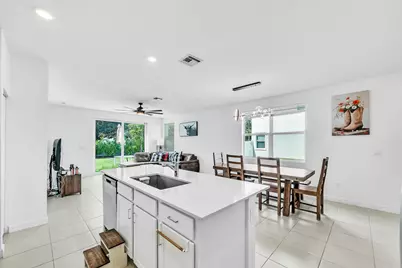 235 SE Woodbark Street, Port Saint Lucie, FL 34984 - Photo 7