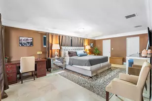 41 Castle Harbor Island, Fort Lauderdale, FL 33308 - Photo 15