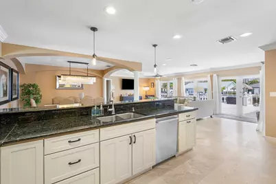 41 Castle Harbor Island, Fort Lauderdale, FL 33308 - Photo 13