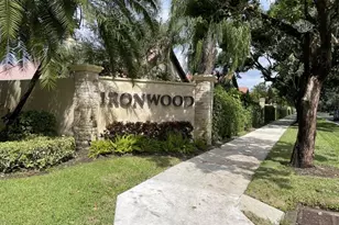36 Ironwood Way N, Palm Beach Gardens, FL 33418 - Photo 1