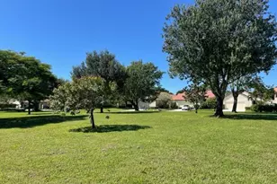 36 Ironwood Way N, Palm Beach Gardens, FL 33418 - Photo 13