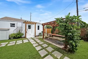 308 SW 1st St, Delray Beach, FL 33444 - Photo 23