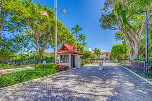 102 Half Moon Cir, Hypoluxo, FL 33462 - Photo 55