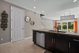 692 SW Glen Crest Way, Stuart, FL 34997 - Photo 7