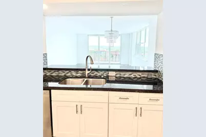 1150 Hillsboro Mile #707, Pompano Beach, FL 33062 - Photo 5