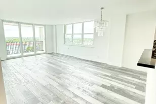 1150 Hillsboro Mile, Pompano Beach, FL 33062 - Photo 7