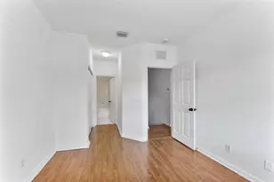 1407 S Santa Catalina Cir, North Lauderdale, FL 33068 - Photo 23