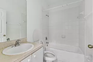 1407 S Santa Catalina Cir, North Lauderdale, FL 33068 - Photo 7