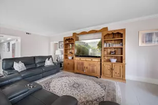 13400 Polo Rd W, Wellington, FL 33414 - Photo 15