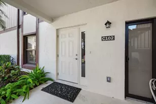 13400 Polo Rd W, Wellington, FL 33414 - Photo 17