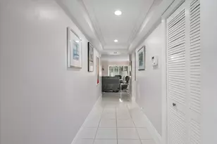 13400 Polo Rd W, Wellington, FL 33414 - Photo 23