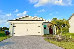 612 Papillon St SW, Palm Bay, FL 32908 - Photo 3