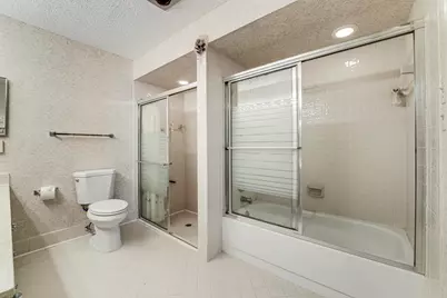 8421 Bonita Isle Drive, Lake Worth, FL 33467 - Photo 33