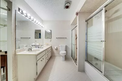 8421 Bonita Isle Drive, Lake Worth, FL 33467 - Photo 27