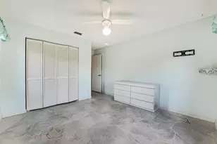 8421 Bonita Isle Dr, Lake Worth, FL 33467 - Photo 21