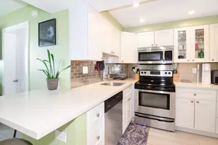 760 Executive Center Dr, West Palm Beach, FL 33401 - Photo 3