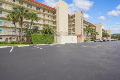 3959 Via Poinciana #503, Lake Worth, FL 33467 - Photo 1