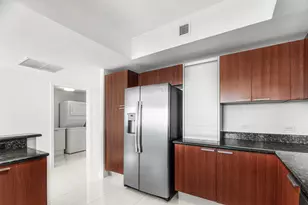 2650 Lake Shore Dr, Riviera Beach, FL 33404 - Photo 7