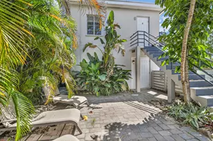 818 N Dixie Hwy, Lake Worth Beach, FL 33460 - Photo 1