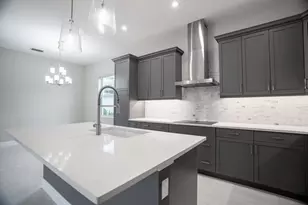 259 SE Via Bisento, Port Saint Lucie, FL 34952 - Photo 9