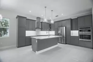 259 SE Via Bisento, Port Saint Lucie, FL 34952 - Photo 7