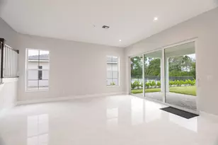 259 SE Via Bisento, Port Saint Lucie, FL 34952 - Photo 5