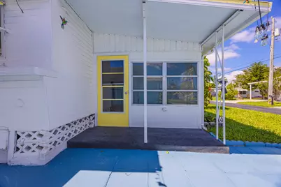 8904 Palm Street, Boynton Beach, FL 33436 - Photo 23